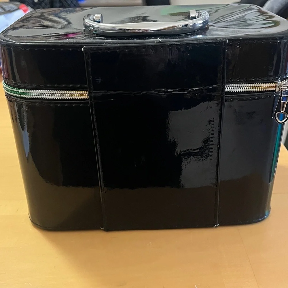Black Makeup Case with Lipstick Design